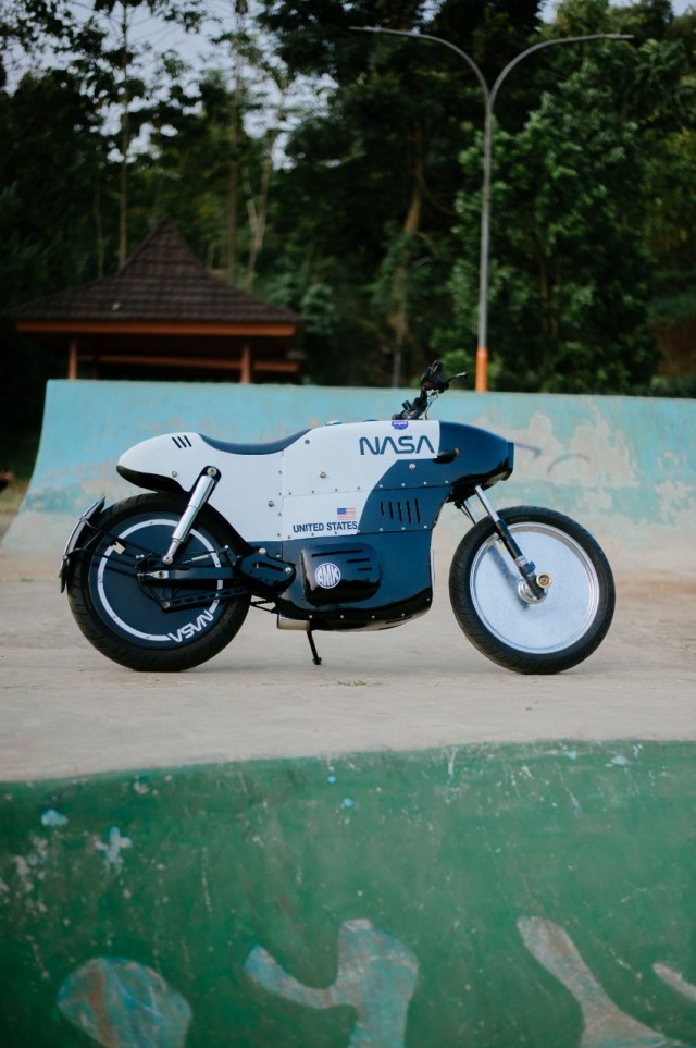 Ketika Motor buat Angkut Galon, Bertransformasi Jadi Pesawat NASA (16758)