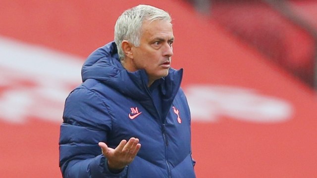 Pep Guardiola Geram pada Mourinho yang Berlagak bak Dokter (115051)