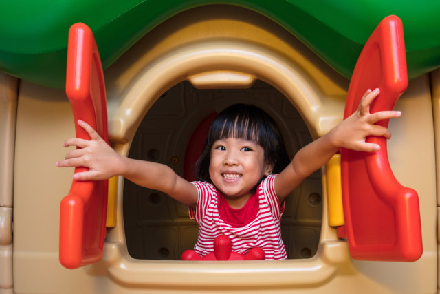 Ilustrasi anak bermain di rumah. Foto: Shutterstock