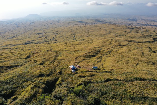Begini Menakjubkannya Pesona ‘Cawan Raksasa’ Kaldera Gunung Tambora (1640)