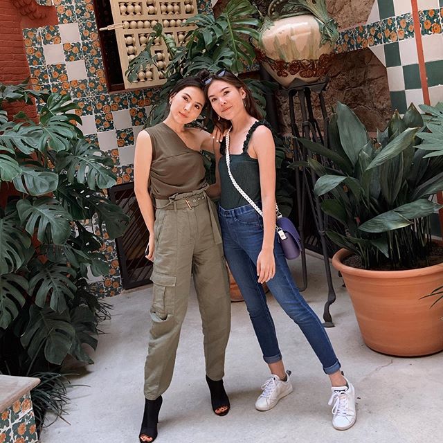 Olivia Jensen dan Sabrina Jensen. Foto: Instagram / @oliviajensen