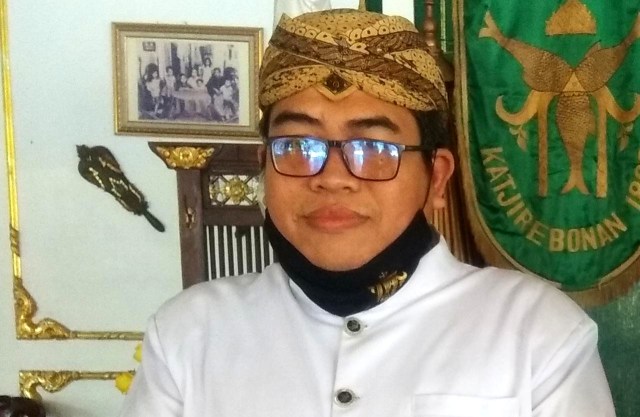 Sultan Keraton Kacirebonan, Pangeran Raja Abdul Gani Natadiningrat. (Juan)