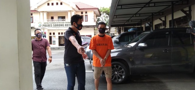 Tewasnya Ponakan Edo Kondologit, 15 Personel Polres Sorkot dapat Sanksi Disiplin (531386)