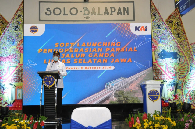Menteri Perhubungan, Budi Karya Sumadi Resmikan Jalur Ganda Lintas Selatan Jawa (410335)