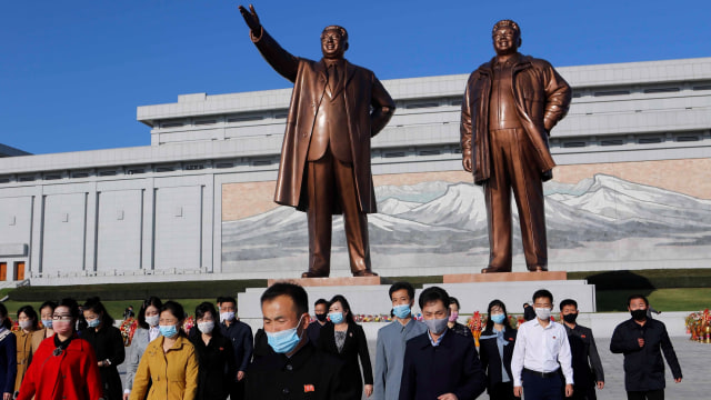 Masa Berkabung 10 Tahun Kematian Kim Jong-il, Warga Korut Dilarang Tertawa (87180)