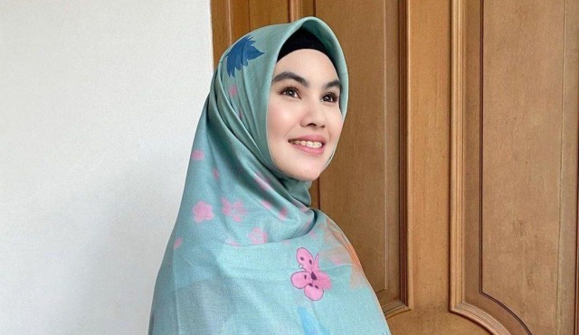 Kartika Putri Ungkap Alasan Tak Jual Baju Lamanya 