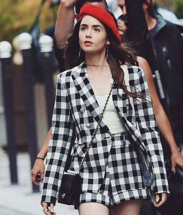 Gaya fashion Emily in Paris. Foto: dok. Netflix