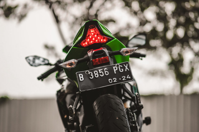 Foto: Kawasaki Ninja ZX-25R, Motor Sport 250 Cc Rasa 'Moge' (211607)
