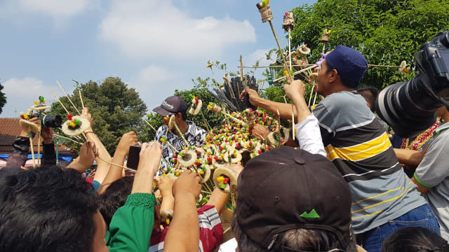 Suasana Grebeg Maulid yang digelar oleh Keraton Yogyakarta pada 2019. Foto: Sandra/Tugu Jogja.