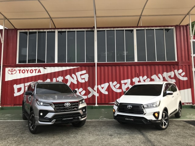 Peluncuran Toyota Fortuner dan Innova facelift 2020. Foto: dok. TAM