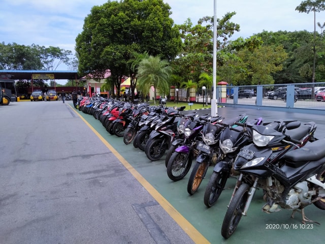 Polisi Ringkus 3 Sindikat Curanmor di Batam, 40 Unit Ranmor Diamankan (1)