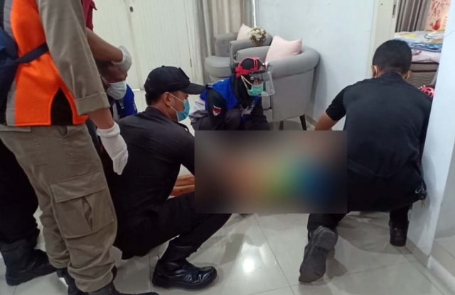 Diduga Bertengkar, Pasutri di Surabaya Ditemukan Penuh Darah, Sang Istri Tewas
