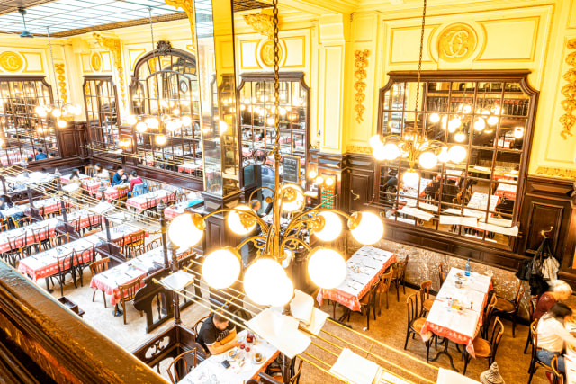 Mau Makan Escargot yang Enak dan Murah di Kota Paris? (21115)