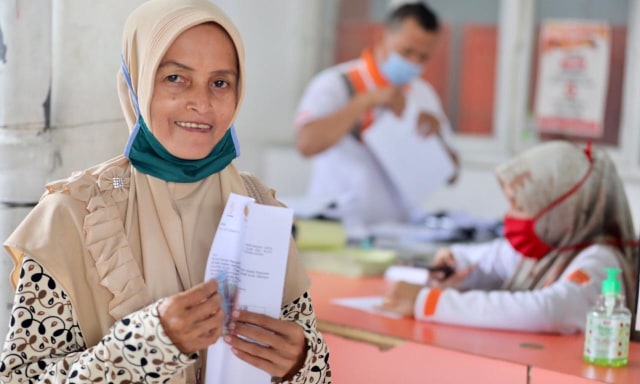 Foto: Lagi, Bantuan Corona Disalurkan untuk Warga Banda Aceh (3823)