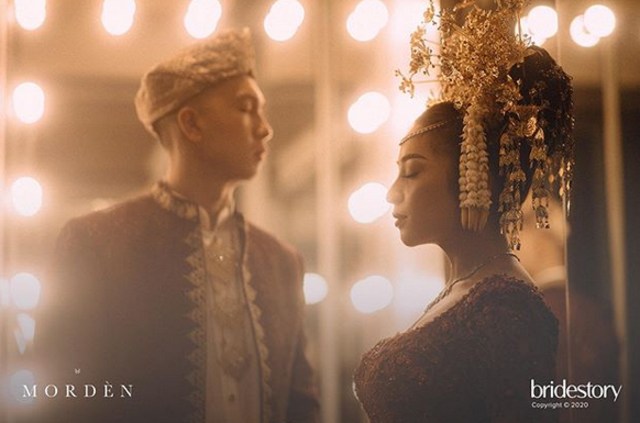 7 Potret Meriahnya Pernikahan Nikita Willy dengan Indra Priawan (51)