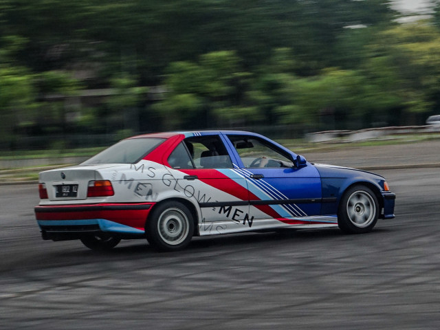 Pengalaman Kami Belajar Drifting di Sekolah Drift Akbar Rais (434800)