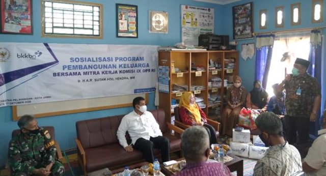 Bersama BKKBN, Sutan Adil Hendra Sosialisasikan Pentingnya KB di Jambi (10630)