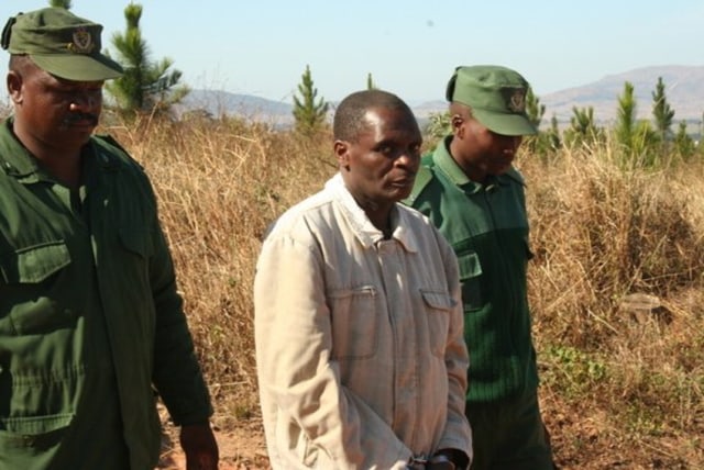 David Simelane, Pembunuh Berantai yang Mengumpulkan Seluruh Mayatnya di Hutan (76444)