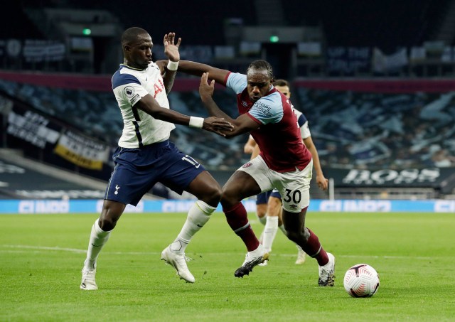 Tottenham vs West Ham: Gagal Menang, Mourinho Sebut Mental Skuatnya Lemah (87)