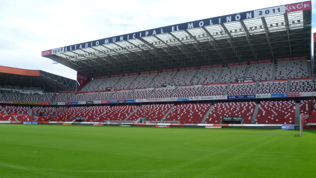 Stadion El Molinón, Kota Gijón | Wikimedia Commons