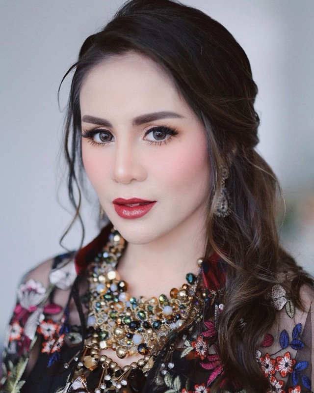  Narova Morina Sinaga alias Momo. Foto: Instagram/@therealmomogeisha