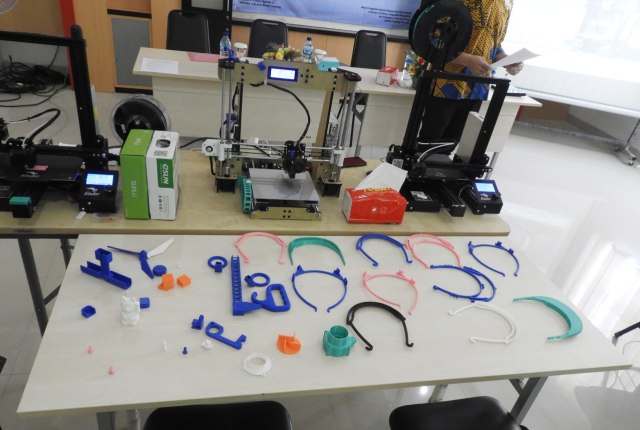 Itera Latih Sukarelawan Membuat APD Gunakan Teknologi Printer 3D (400483)