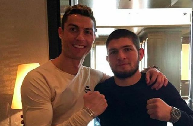 Cristiano Ronaldo Doakan Khabib Nurmagomedov yang Disebutnya 'Saudara’ (554964)