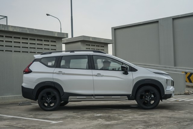 Mitsubishi Xpander Cross Rockford Fosgate Jilid 2 Meluncur, Berapa Harganya? (144740)