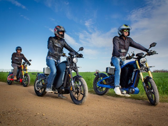 eROCKIT, Motor Listrik Hybrid yang Bisa Dikayuh (87477)