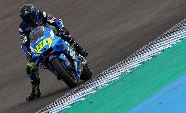 Alasan Pebalap MotoGP Turunkan Kaki Ketika Mau Menikung, Siapa Pelopornya? (171176)