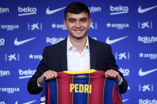 Pedri, Rekrutan pemain muda baru Barcelona untuk musim panas 2020/2021. Foto: Josep Lago/AFP