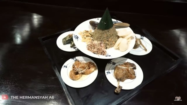 Wow! Ashanty Makan Nasi Goreng Seharga Rp 1,5 Juta, Seperti Apa Tampilannya? (6672)