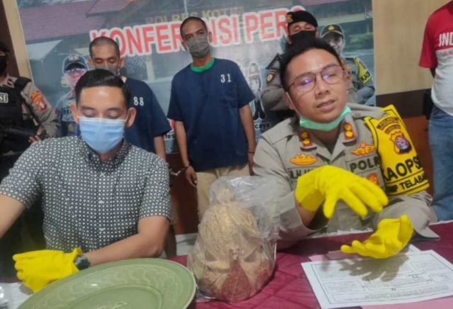Penipuan dengan Modus Barang Antik, Seorang Perempuan di Sampit Rugi Rp 181 Juta (505177)