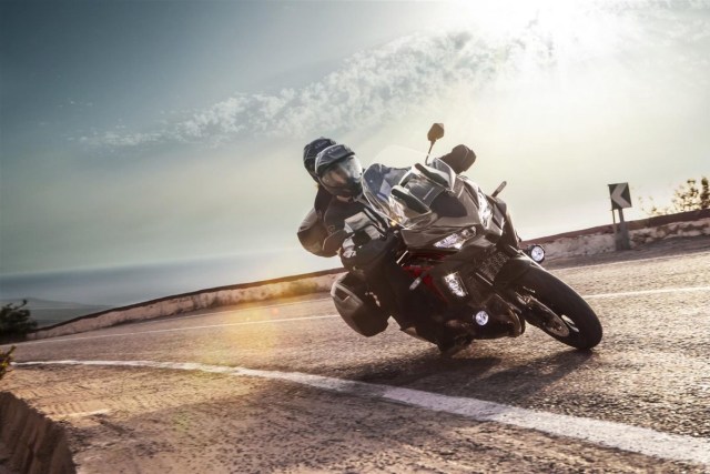 Kawasaki Indonesia Galau Boyong Versys 1000 S, Penantang Honda Africa Twin (6231)