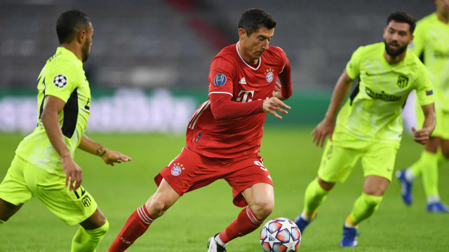 Robert Lewandowski di pertandingan Liga Champions antara Bayern Muenchen vs Atletico Madrid di Allianz Arena, Munich, Jerman.
Foto: Andreas Gebert