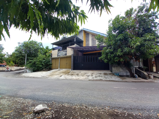 Rumah Yulia dan Achmad Yani di Wonogiri
