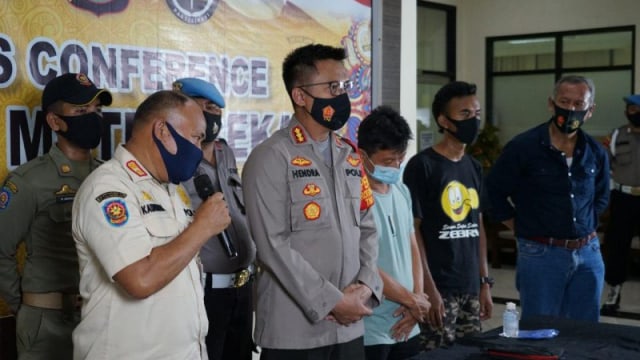 Pengakuan Ustaz Gondrong yang Video Gandakan Uang Viral (173960)