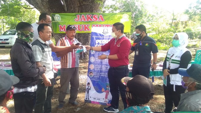 Upaya Lestarikan Hutan, Kejaksaan Negeri Bojonegoro Gelar 'Jaksa Masuk Hutan' (303569)