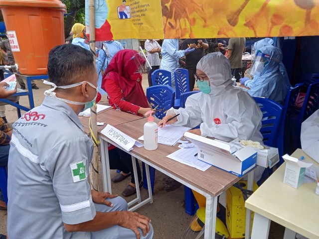 Pemeriksaan rapid test masal di Kota Bandar Lampung | Foto : Sidik Aryono/Lampung Geh