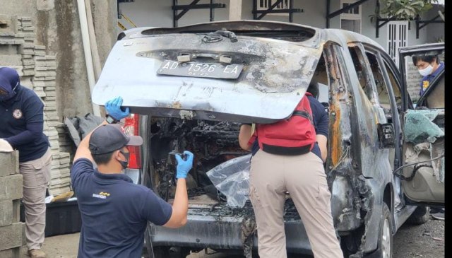 Kronologi Yulia Dibunuh dan Dibakar di Dalam Mobil (58454)