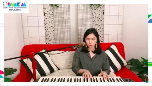 Isyana Sarasvati Ikut Meriahkan Festival UMKM Kumparan Day 1 (535784)