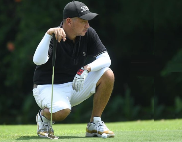 7 Potret Sporty Selebritis Saat Main Golf (81860)