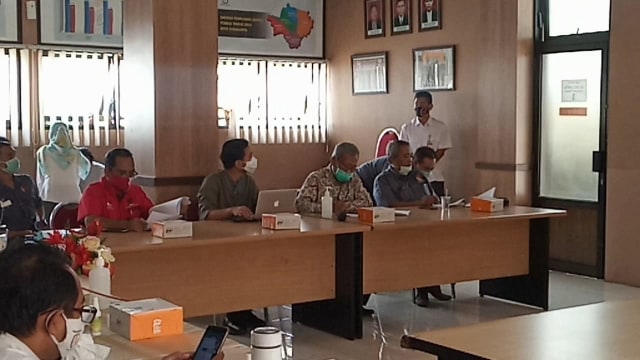 Adu debat disiapkan dalam tahapan kampanye oleh Komisi Pemilihan Umum (KPU) Kota Solo, Jawa Tengah. Bahkan materinya untuk dua Pasangan Calon (Paslon) Wali Kota Solo dan wakilnya tentang penanganan pandemi COVID-19