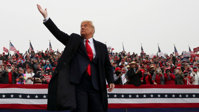 Presiden AS Donald Trump saat kampanye di Lititz, Pennsylvania, Amerika Serikat. Foto: Leah Millis/REUTERS