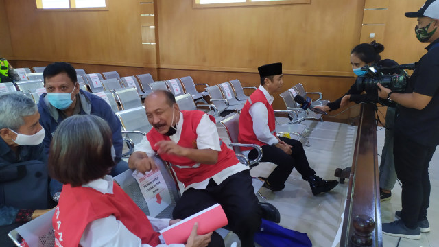Tiga petinggi Sunda Empire menghadiri sidang vonis di Pengadilan Negeri (PN) Bandung, Selasa (27/10). Foto: Rachmadi Rasyad/kumparan
