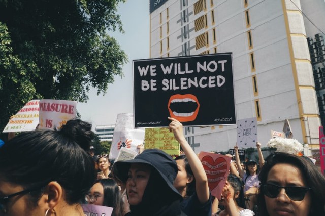Ujaran Kebencian vs Ujaran Ketersinggungan (57654)