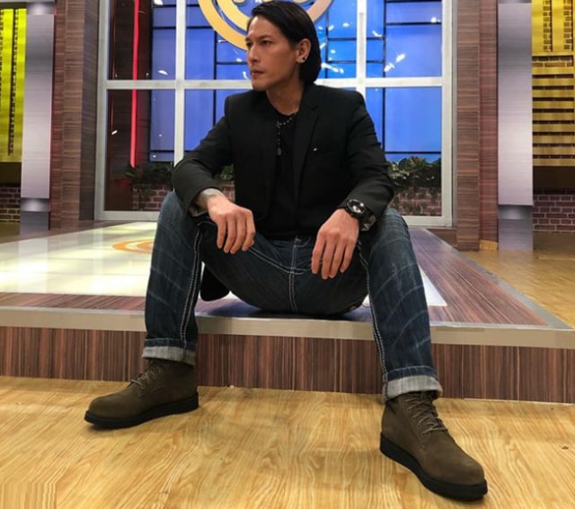 Komentar Lucu Netizen Saat Chef Juna Foto Bareng Hewan Buas (353192)