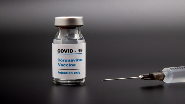 Ilustrasi vaksin corona.
 Foto: Shutterstock