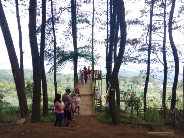 Ilustrasi, salah satu kawasan wisata alam di kaki Gunung Ciremai. (Dok. Ciremaitoday/Andri Yanto)
