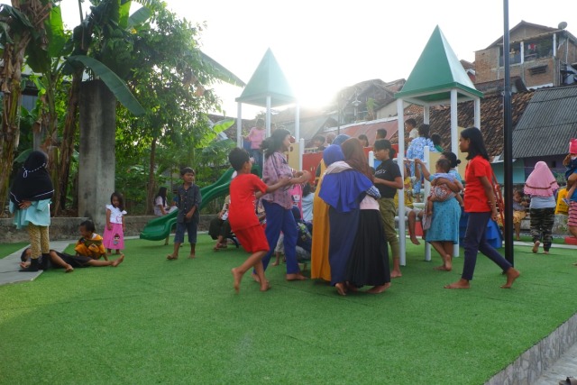 Tempat Kumuh di Gunung Sari, Bandar Lampung Diubah Jadi Taman Bermain Anak (93482)